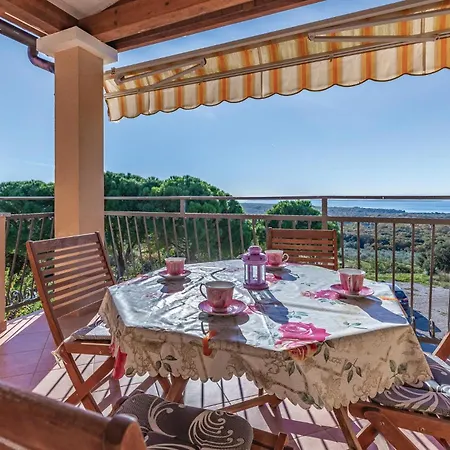 Beach Front Apartment In Vodnjan With Wifi